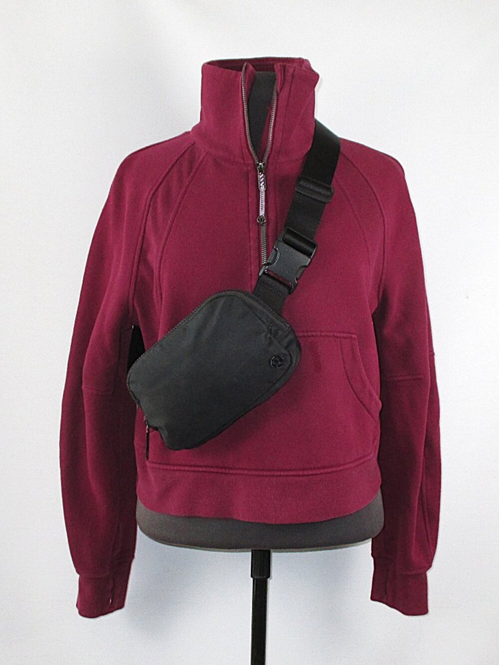 LULULEMON EVERYWHERE BELT BAG